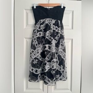 Diane Von Furstenberg “Asti” Silk Strapless Dress Black Chain Pattern‎ Size 2